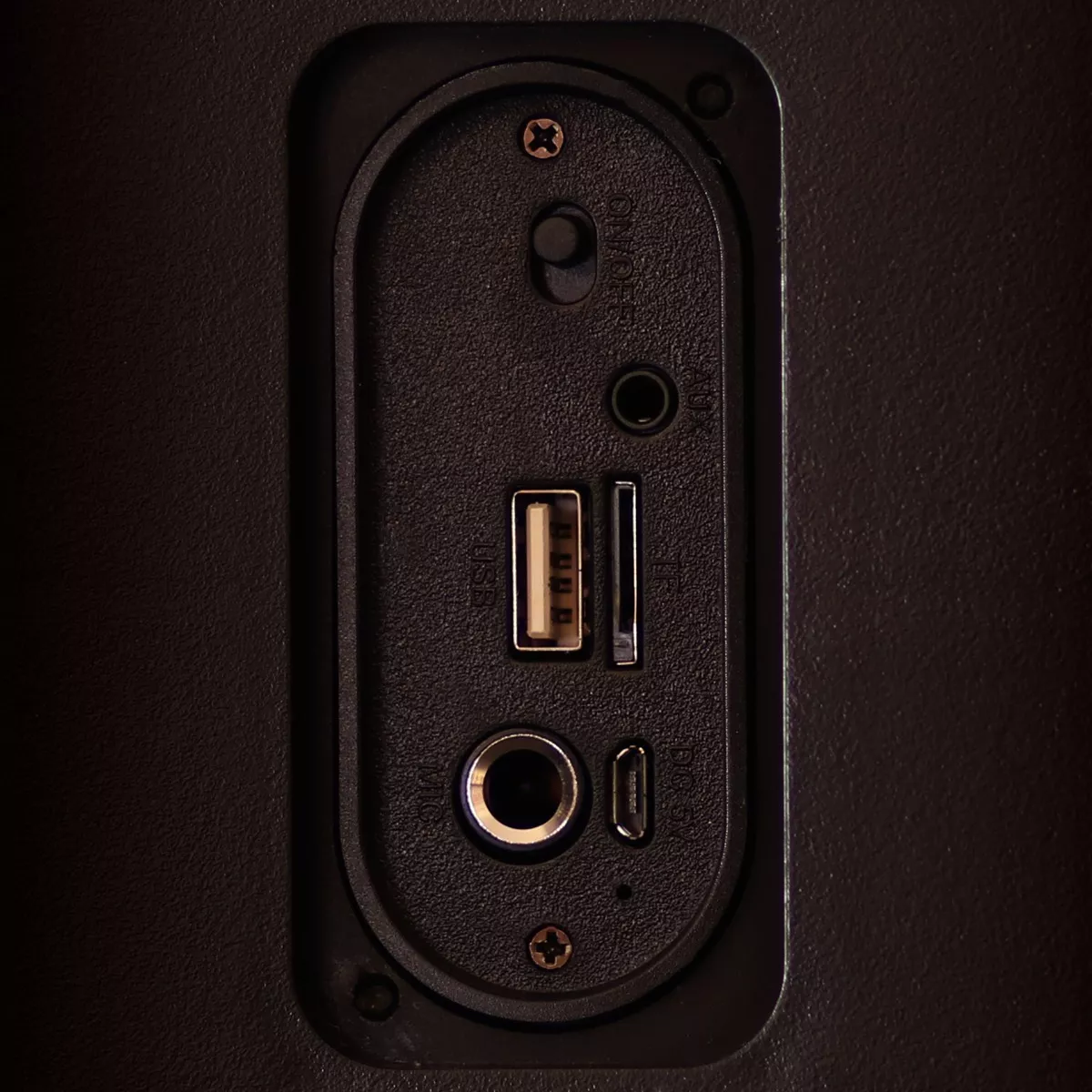 Caixa De Som Bluetooth Amplificada 20w Led Portátil Fm Usb - G POWER